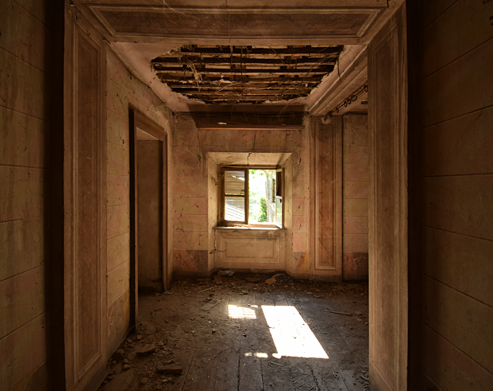 Il Palazzo Inquieto