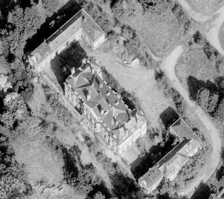 Vue aérienne du Château des Quatre Saisons