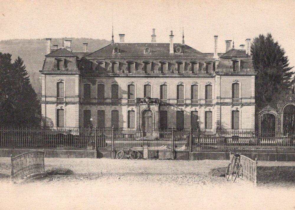 Photo ancienne du Château des Quatre Saisons