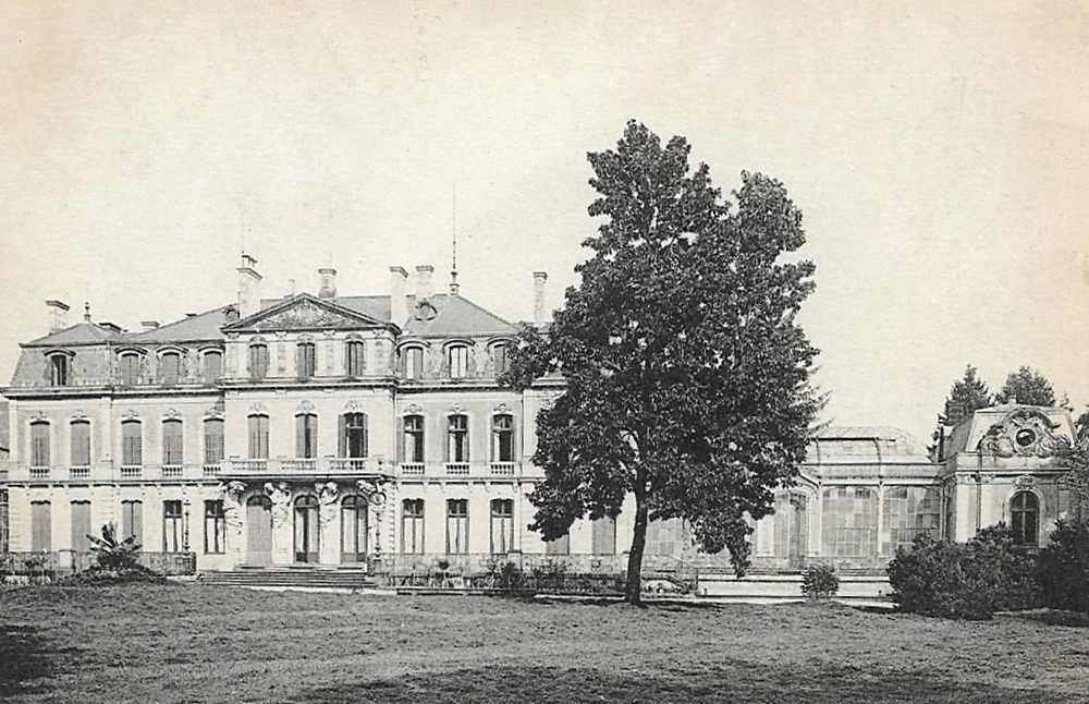 Photo ancienne du Château des Quatre Saisons