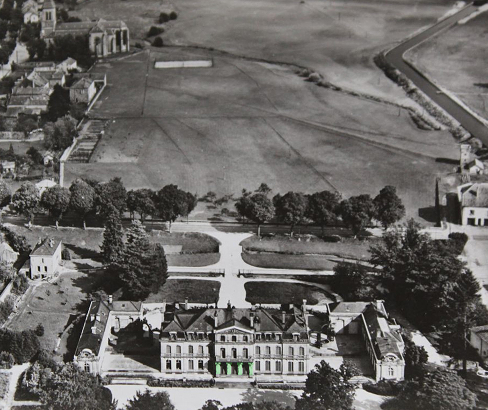 Photo ancienne du Château des Quatre Saisons